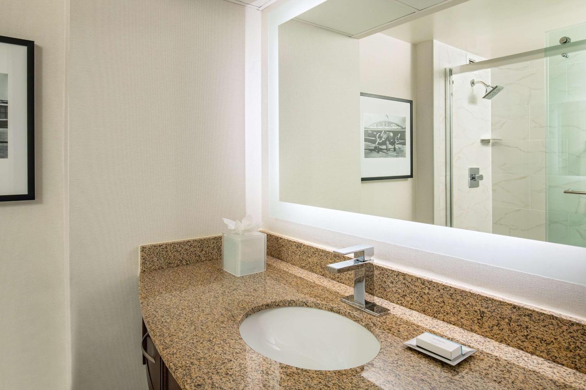 Hilton Greenville